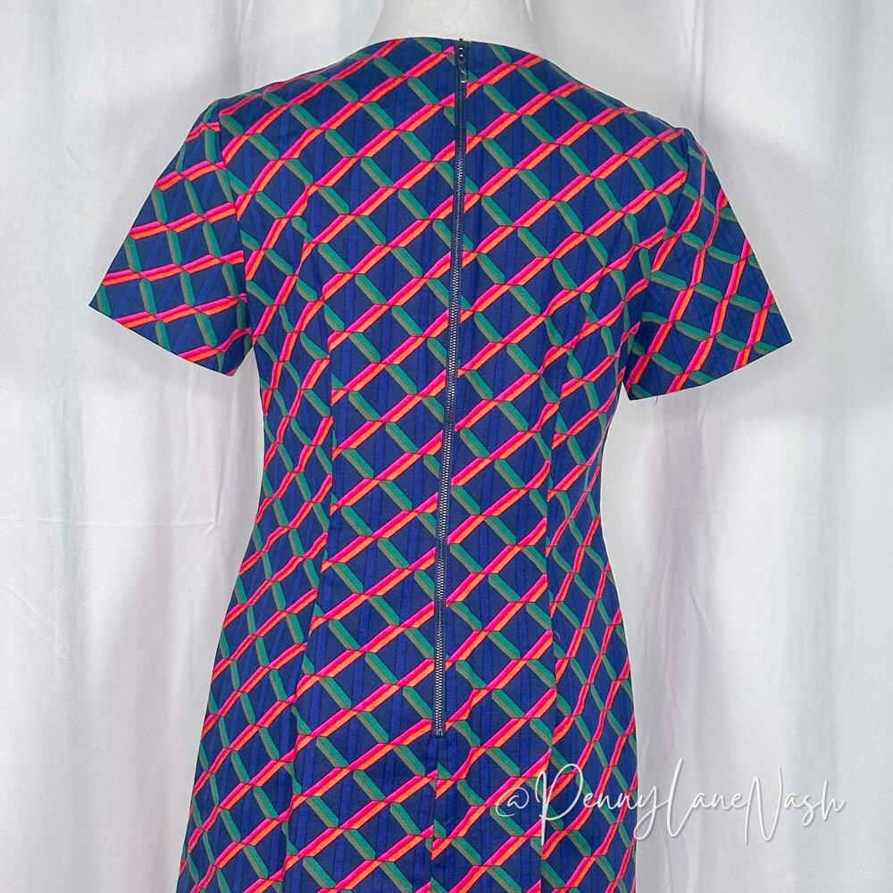 Trina Turk Museo Short Sleeve Sheath Diamond Geo Ponte - Picture 9 of 12